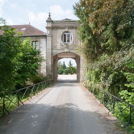 Bed and Breakfast La Janenquelle Sarry  Exterior foto