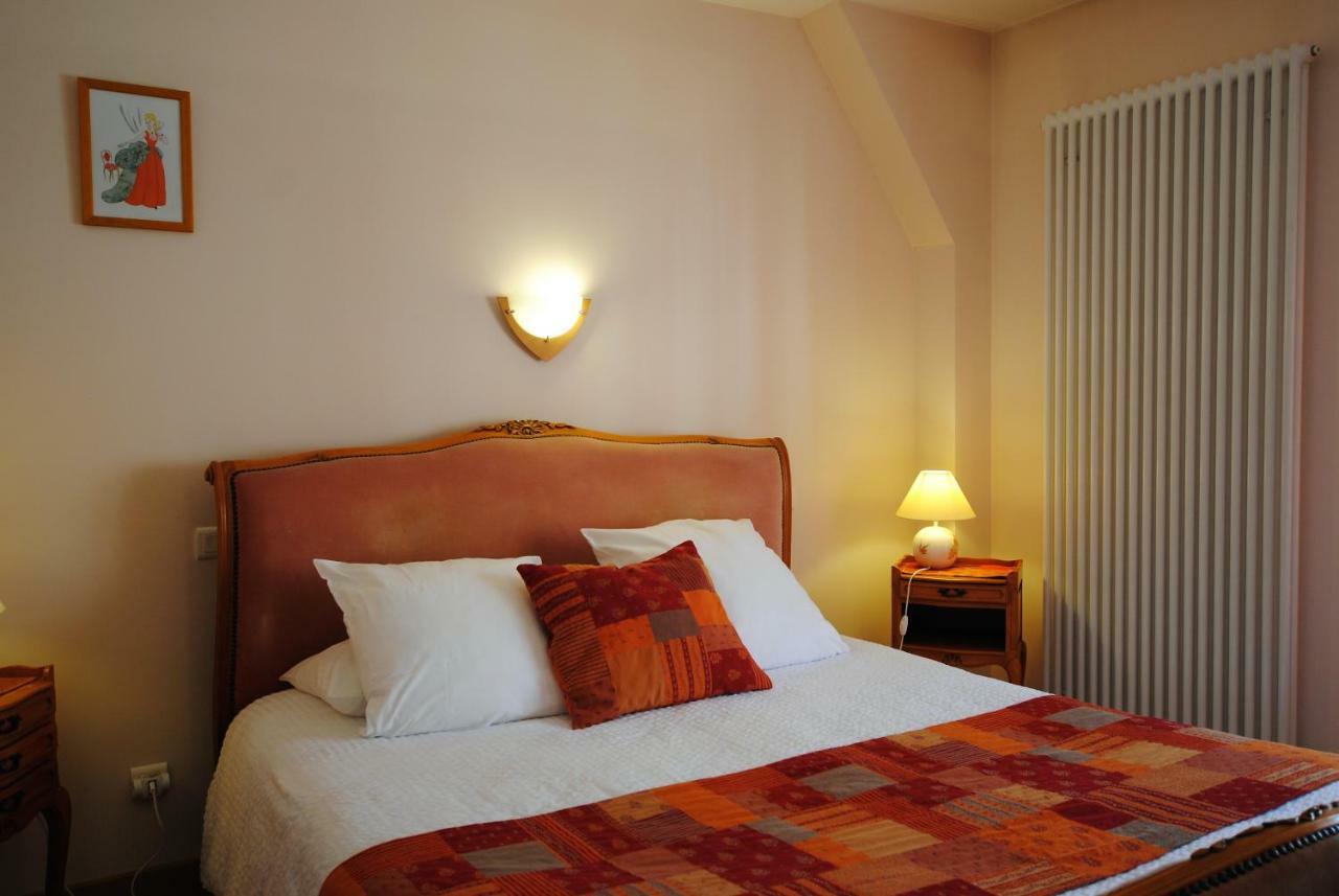 Bed and Breakfast La Janenquelle Sarry  Exterior foto
